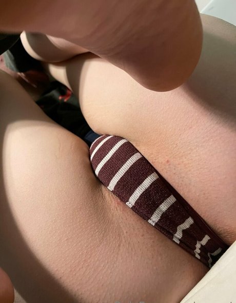 avanet erotic actress image