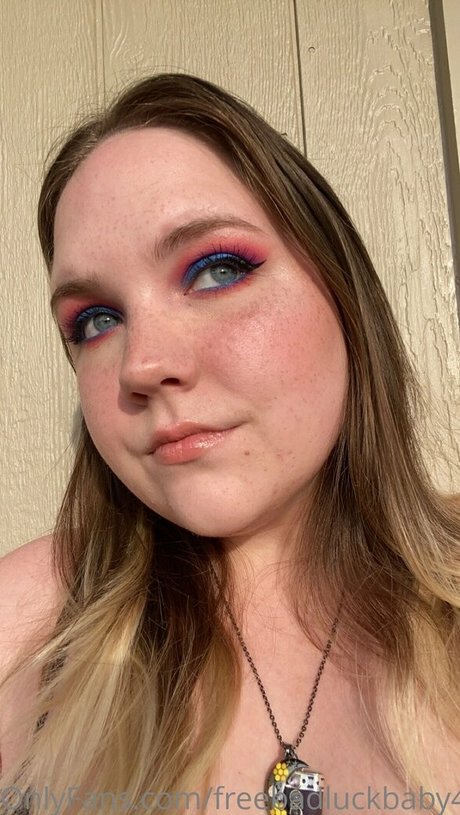 freebadluckbaby420 top model pic