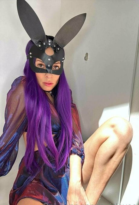 avislovee high quality pornstar picture