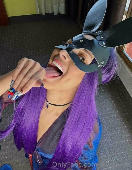 avislovee star beautiful img