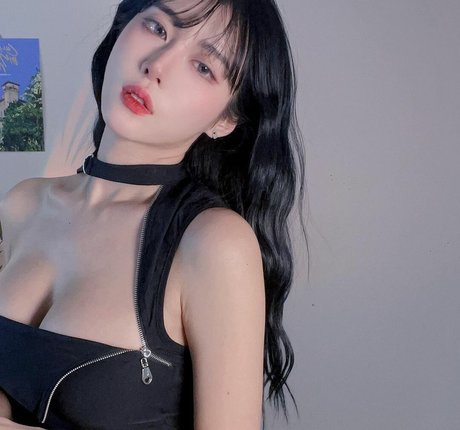 ajn2_ exclusive model pics