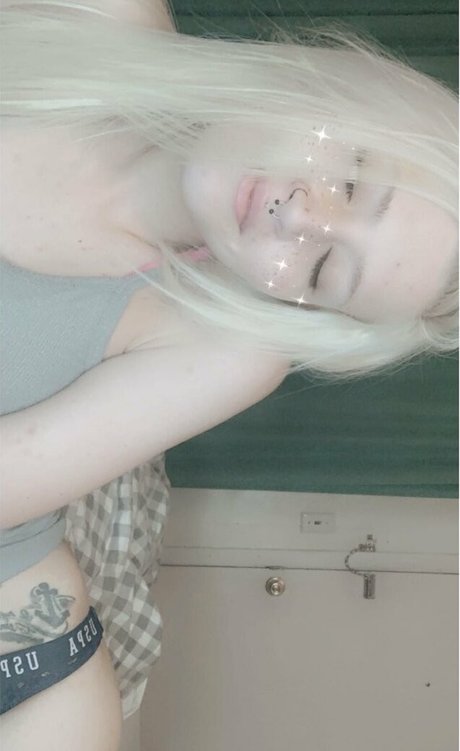 cherrylemonade22 pornstar hd pic