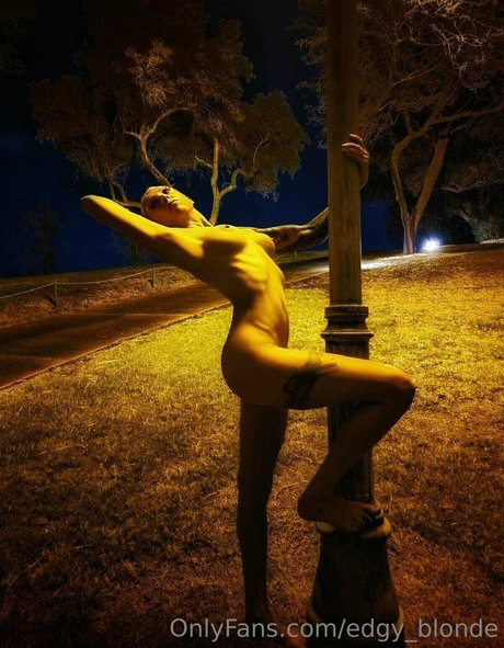 edgy blonde perfect star gallery