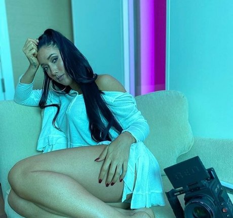 leahshines model free archive