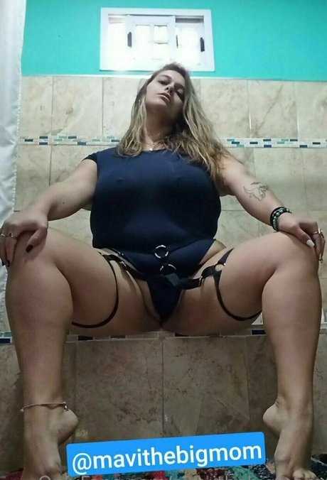 mavithebigmom hot actress images