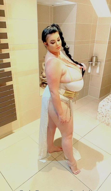 curvy blonde onlyfans exclusive galleries