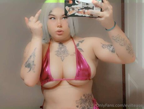 Eviltease star hot photos