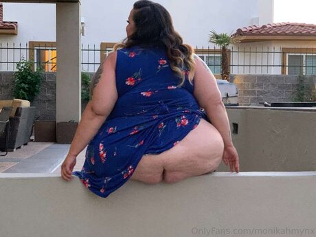 Monikamynx69 nudes star gallery