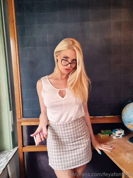 Feyafonteyn star nude img