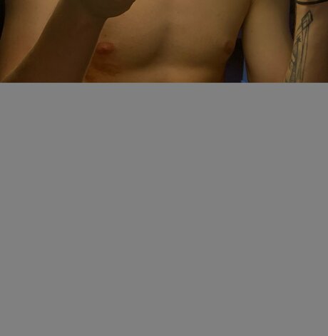 Icantfindanusername model nude photo