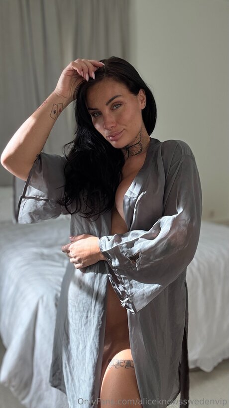 Comewithalicevip hot actress picture