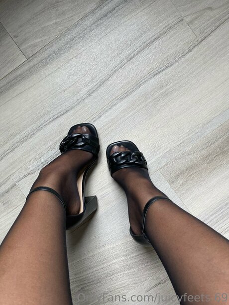 Juicyfeets 69 model best pic
