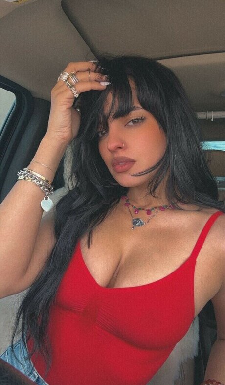 Nina Drama profile pic