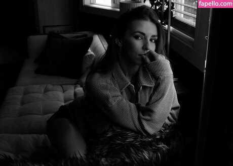 Amymarie Gaertner pretty model photos