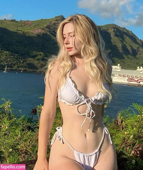 nikabeiar star adult pics