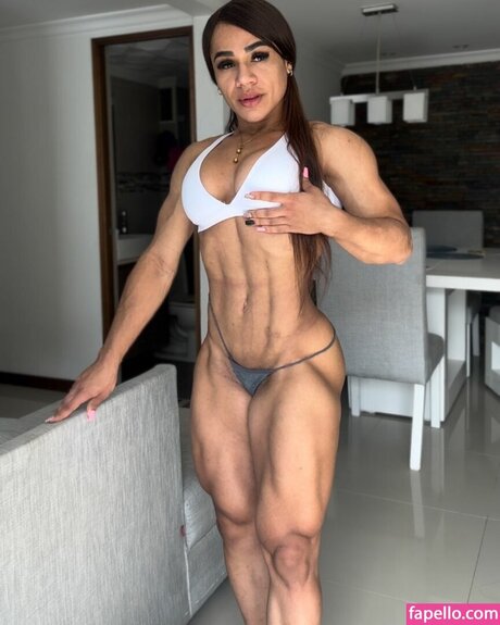 Eilincasta o free actress pics