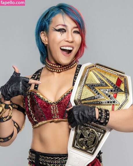 Asuka WWE nudes actress picture