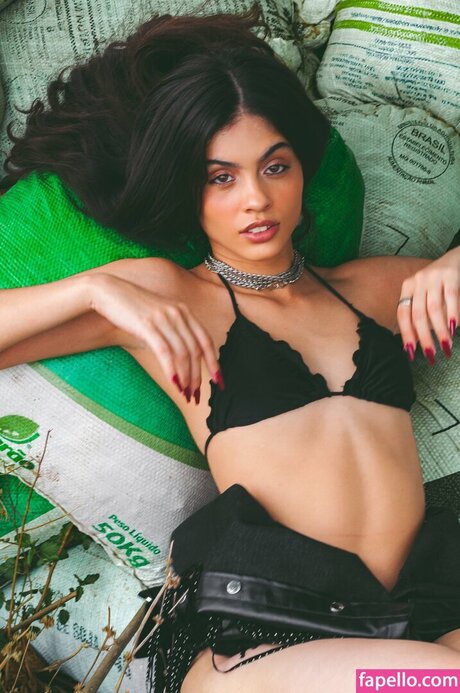 Menina Veneno porn actress picture