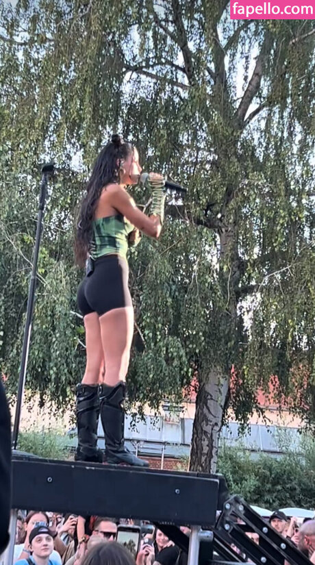 Nina Chuba hd star pics