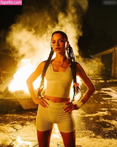 Nina Chuba free model images