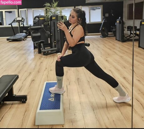 VDarquise porn model gallery