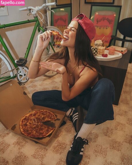 Chloe Campbell xxx actress pictures