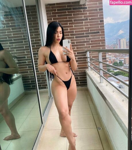 Marianna Arroyo pornstar exclusive gallery