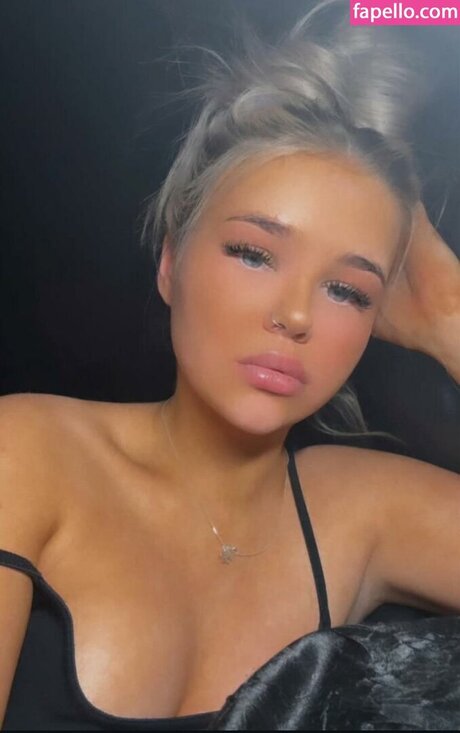 Lotus Petrie beautiful model archive