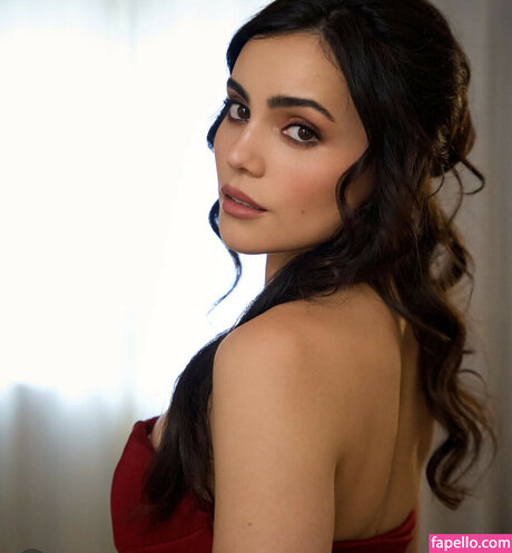 Andrea Londo nude star archive