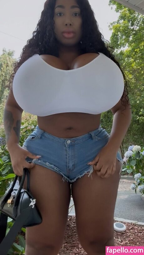 Fatima Belizaire pornographic model pics