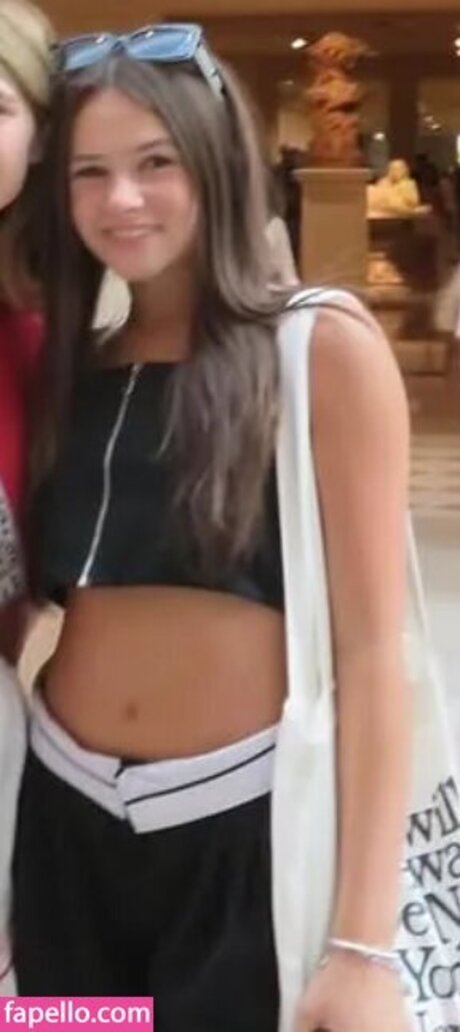 Cailey Fleming pornographic model pic