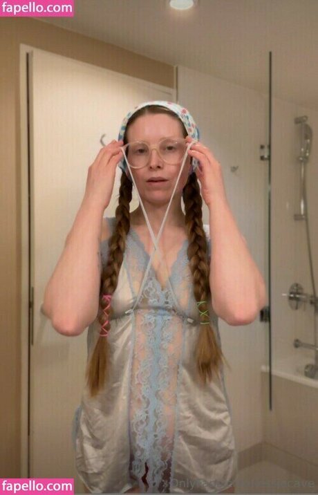 Jessie Cave star img