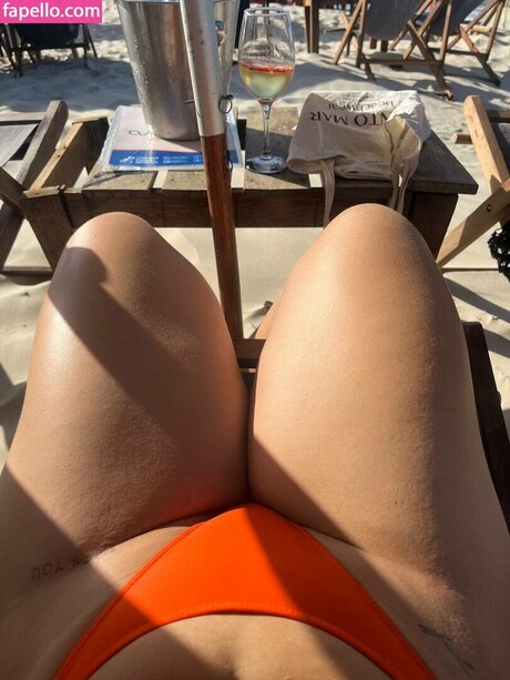 Hivia Silva Carneiro nudes pornstar photo