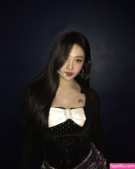 Park Soo young actress pics