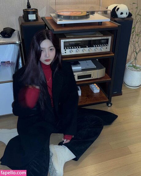 Park Soo young star hd photos