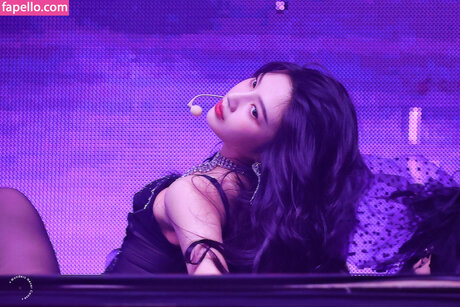 Park Soo young pornstar nudes pic