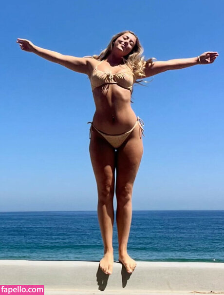 Michelle Loring perfect model picture