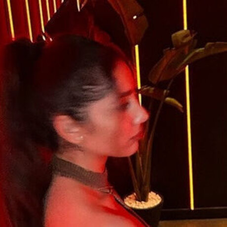 karimaa r sexy actress photo