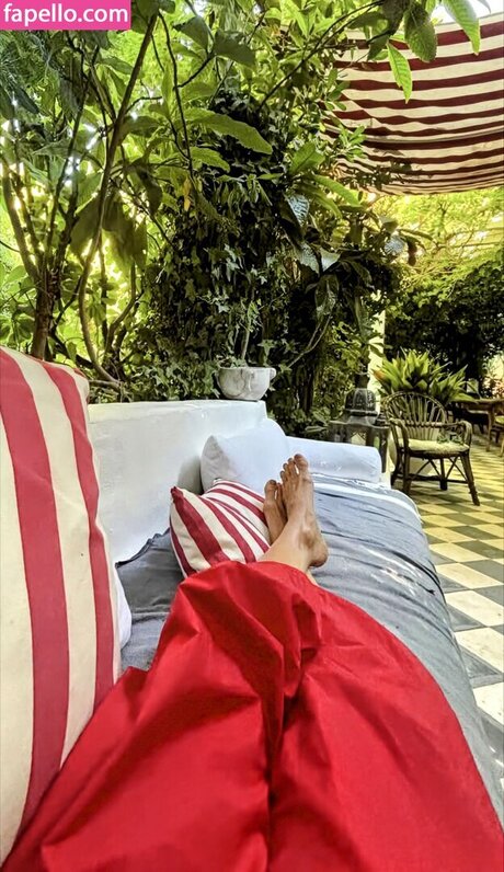 Pixie Geldof hd pornstar img