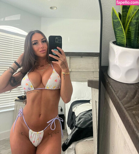 Jjjjennaa naked model img