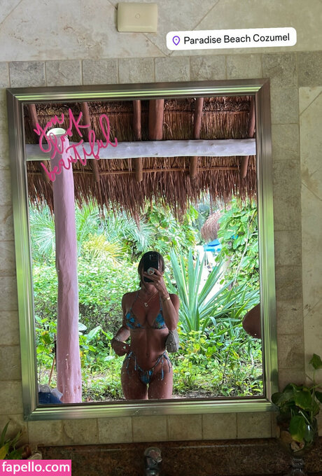 Jjjjennaa model nude image