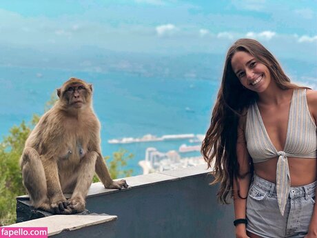 Claudia Acevedo Bueno naked pornstar image