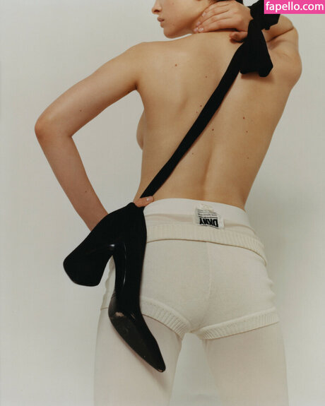 perfect shemale onlyfans free naked archive