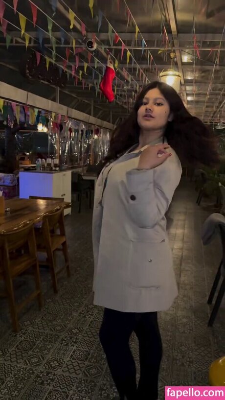 Khushi Tomar xxx actress images