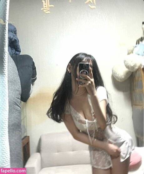 soooyaee model hot picture