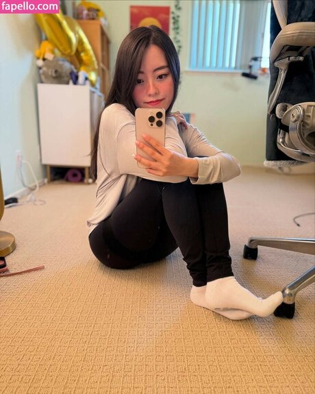 PotasticPanda star naked pic