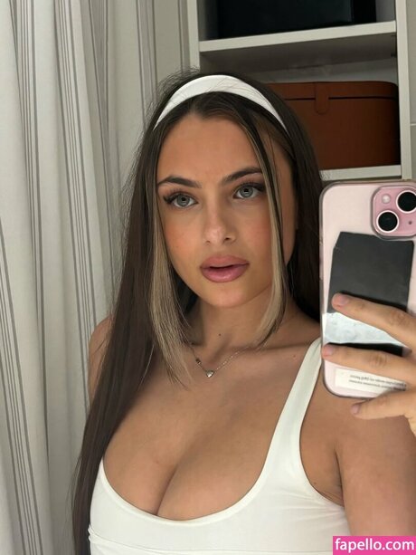 Laura Krampitz erotic pornstar image