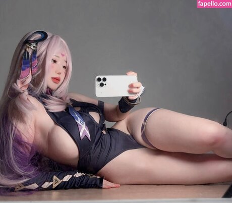 Evawishx erotic model photos