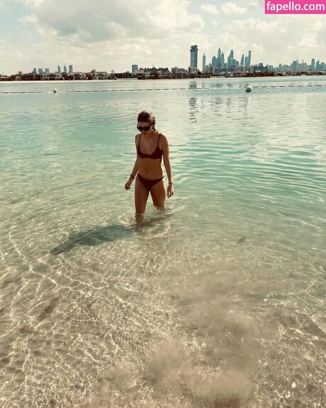 Alexa Hughes profile pic