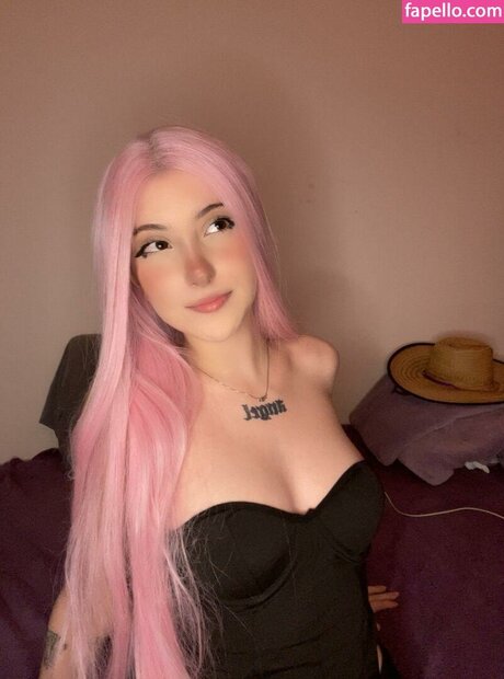 Nanychan model xxx gallery